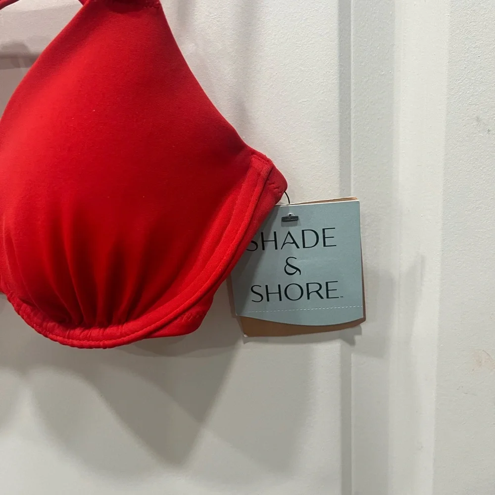 Shade & Shore bold red